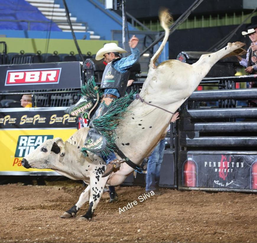 Photo by Andre Silva