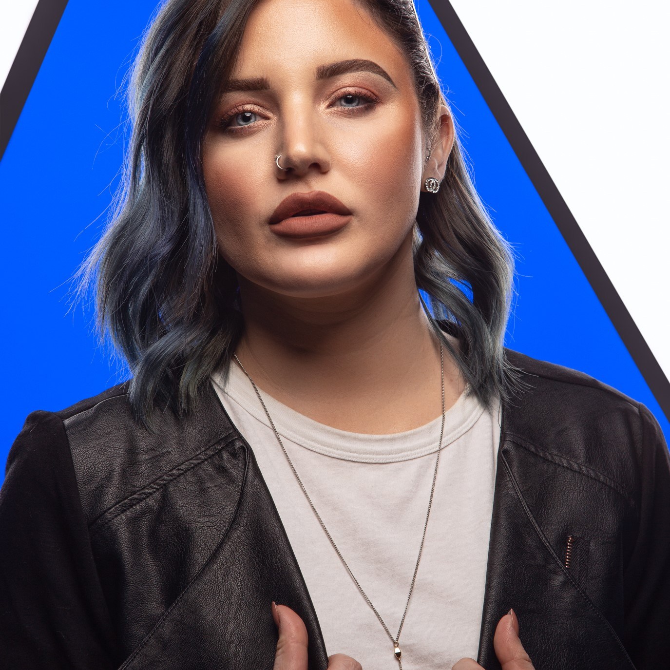 Photographer: Doug Littlejohn | Model/MUA: Chelsea Reynolds