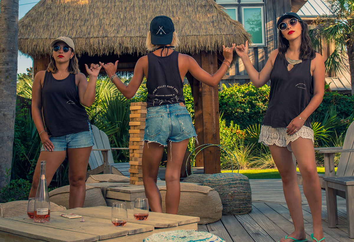 Jessica Wagner of The Weekender blog photographed with family by Robert Wagner